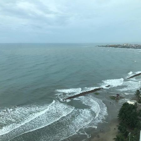 Palmetto Eliptic Luxury Beachfront Apartment Bocagrande Cartagena Bagian luar foto